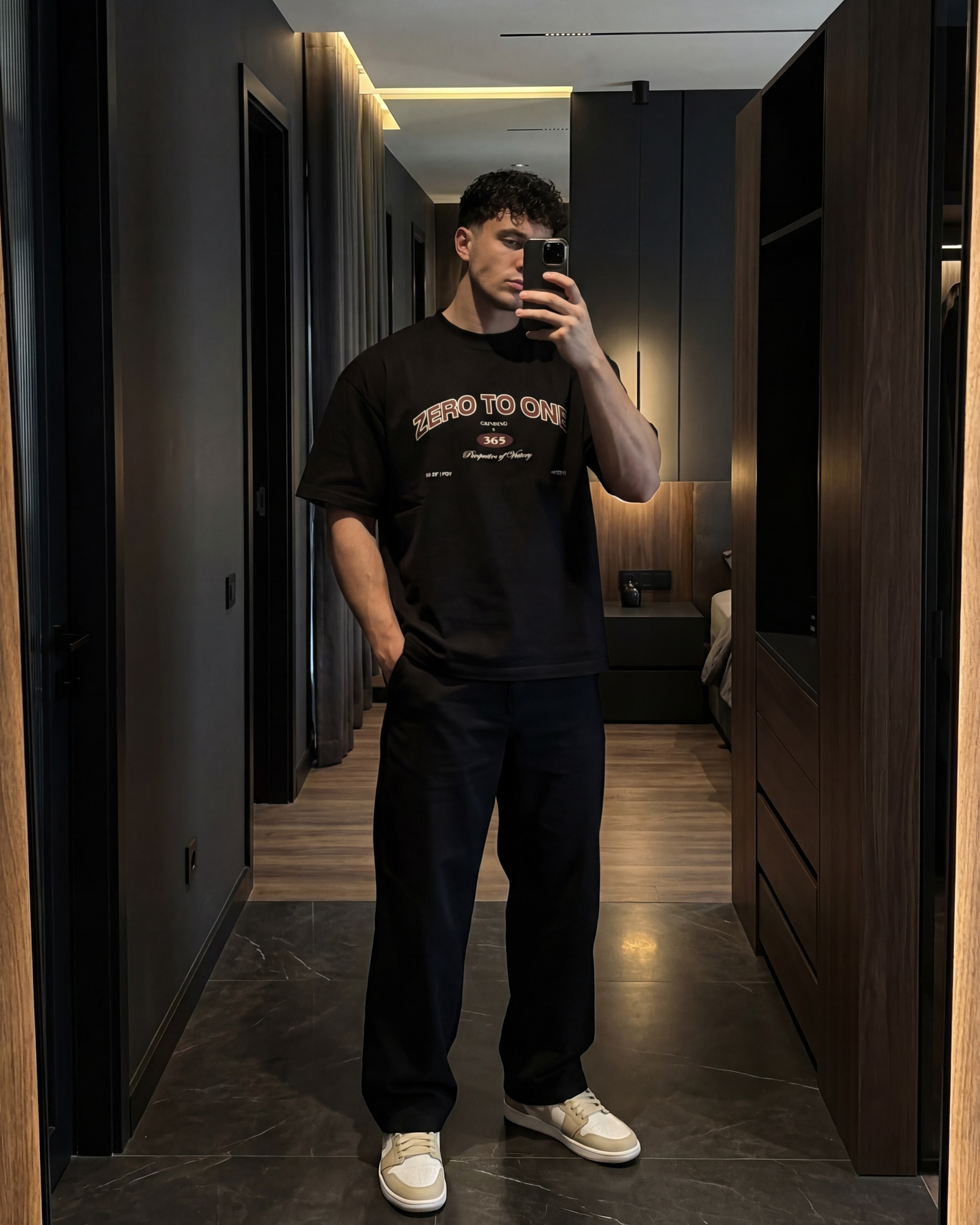 Signature Boxy T-Shirt - Black